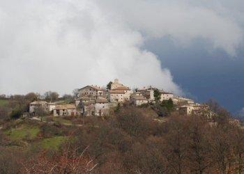 02-Panoramica.jpg - Rustico via di Agliano 1, Campello sul Clitunno - foto 16