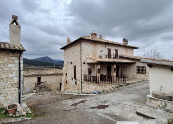 20250301_153732.jpg - Rustico via di Agliano 1, Campello sul Clitunno - foto 25