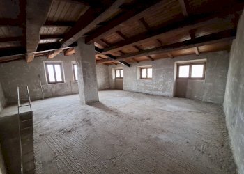 20250301_155136.jpg - Rustico via di Agliano 1, Campello sul Clitunno - foto 28