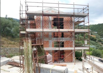 lavori di costruzione - Casale Via Bosci 11, Magliolo - foto 10