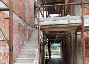 lavori di costruzione - Casale Via Bosci 11, Magliolo - foto 17