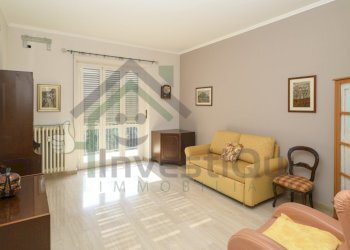 CAMERA 2 - Trilocale Via Fatebenefratelli 3, San Maurizio Canavese - foto 5