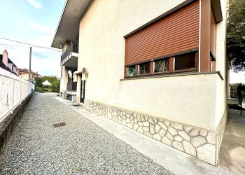 CORTILE DI INGRESSO - Porzione di casa Via Torino 26, Nole - foto 4