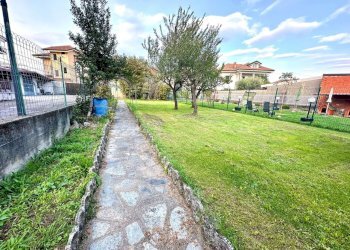 GIARDINO PRIVATO SUL RETRO - Porzione di casa Via Torino 26, Nole - foto 6