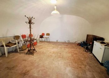 DEPOSITO - Terratetto - Terracielo Via Chiesa S.Domenico 1, Front - foto 27