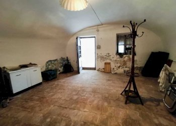 DEPOSITO - Terratetto - Terracielo Via Chiesa S.Domenico 1, Front - foto 28