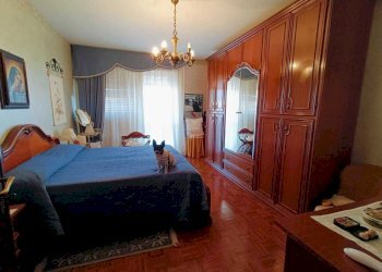 camera da letto - Trilocale Via Rossetti Dott.Luigi  7, Ciriè - foto 13