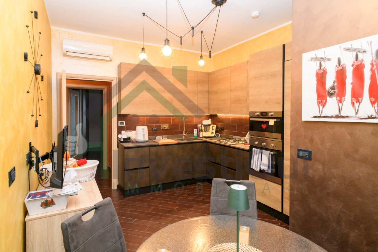 _85N8343.jpg - Four-room apartment Ciriè - photo 3