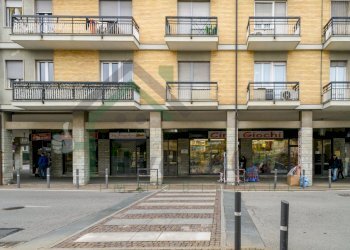 _85N8366.jpg - Quadrilocale Ciriè - foto 24