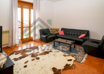 _85N8327.jpg - Quadrilocale Nole - foto 2