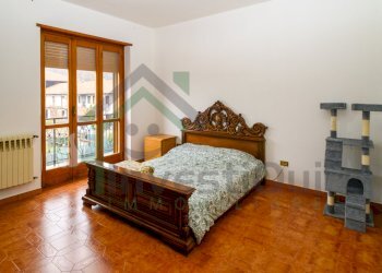 _85N8317.jpg - Quadrilocale Nole - foto 15