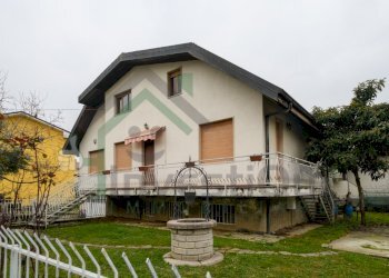 _85N8372.jpg - Villa Via G. Cubito 175, San Maurizio Canavese - foto 2