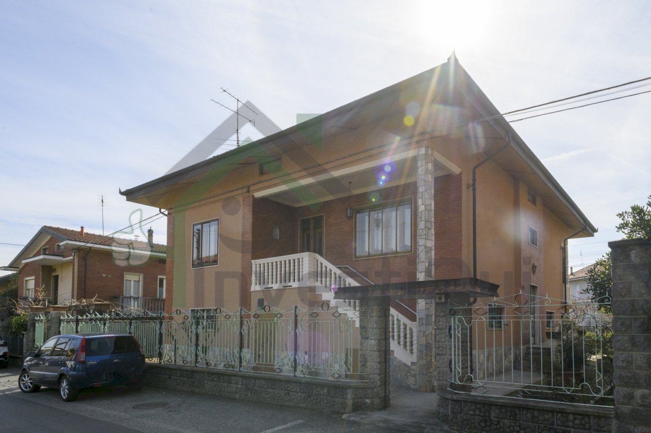 VILLA - Villa Via Alcide de Gasperi 13/A, San Maurizio Canavese - foto 2