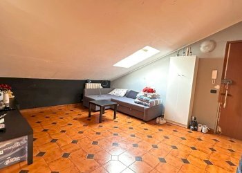 ZONA GIORNO/NOTTE - Mansarda Via Della Repubblica 15, Ciriè - foto 11