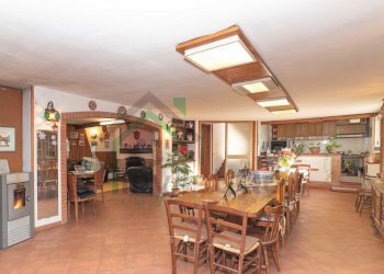 DSC_0524.JPG - Villa Strada Antica per Ciriè 1515, San Carlo Canavese - foto 5