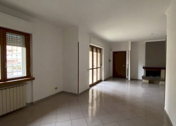 IMG_3679.jpeg - Appartamento via ruggero leoncavallo 8, Mentana - foto 9