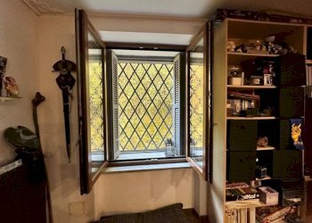 finestra - Quadrilocale Via Giuseppe Delfino 9, Quiliano - foto 9