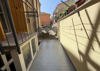 cortile - Trilocale Varazze - foto 13