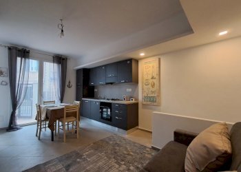 soggiorno angolo cottura - Bilocale Loano - foto 1