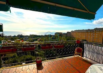 TERRAZZO - Appartamento Via Fratelli Grondona 18, Savona - foto 2