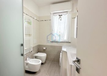 bagno - Quadrilocale Via Privata Vistamare 6, Savona - foto 14