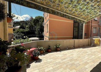 terrazza - Trilocale Via Aicardi 34, Celle Ligure - foto 1