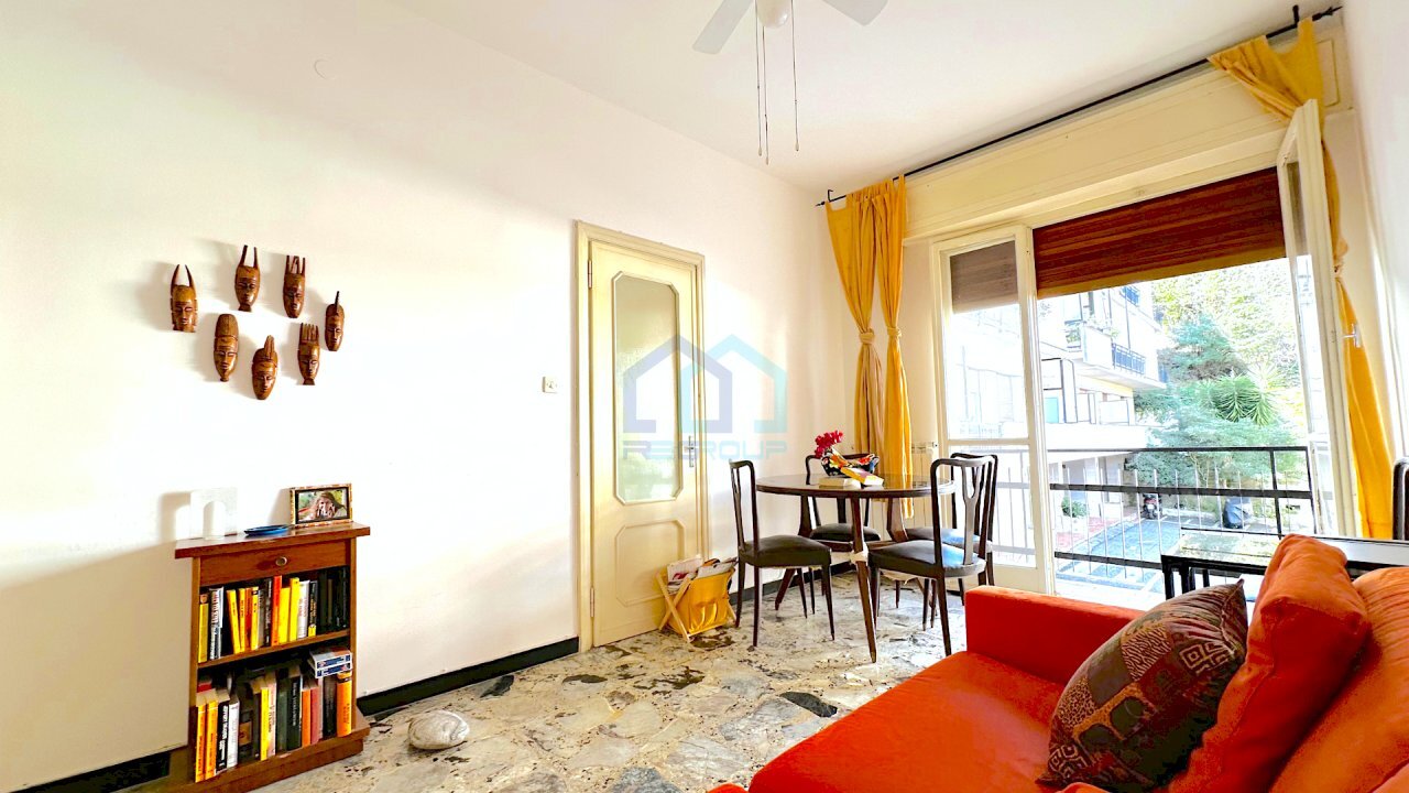 soggiorno - Three-room apartment Piazzale Piemonte 9, Albissola Marina - photo 2