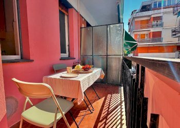 balcone zona giorno - Trilocale Piazzale Piemonte 9, Albissola Marina - foto 3