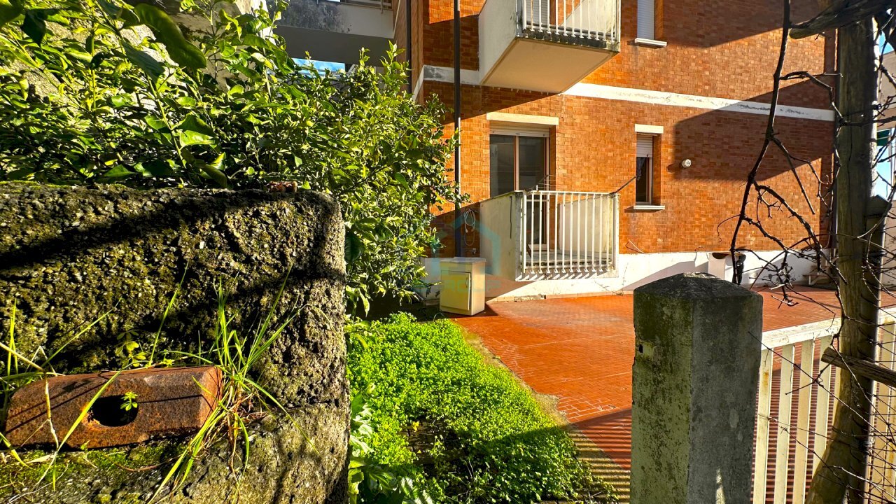 fascia terreno - Three-room apartment Via Nicolò Sardi 30, Varazze - photo 2