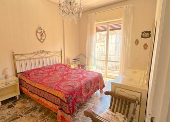 CAMERA - Quadrilocale Via Napoleone Buonaparte 1, Alassio - foto 9