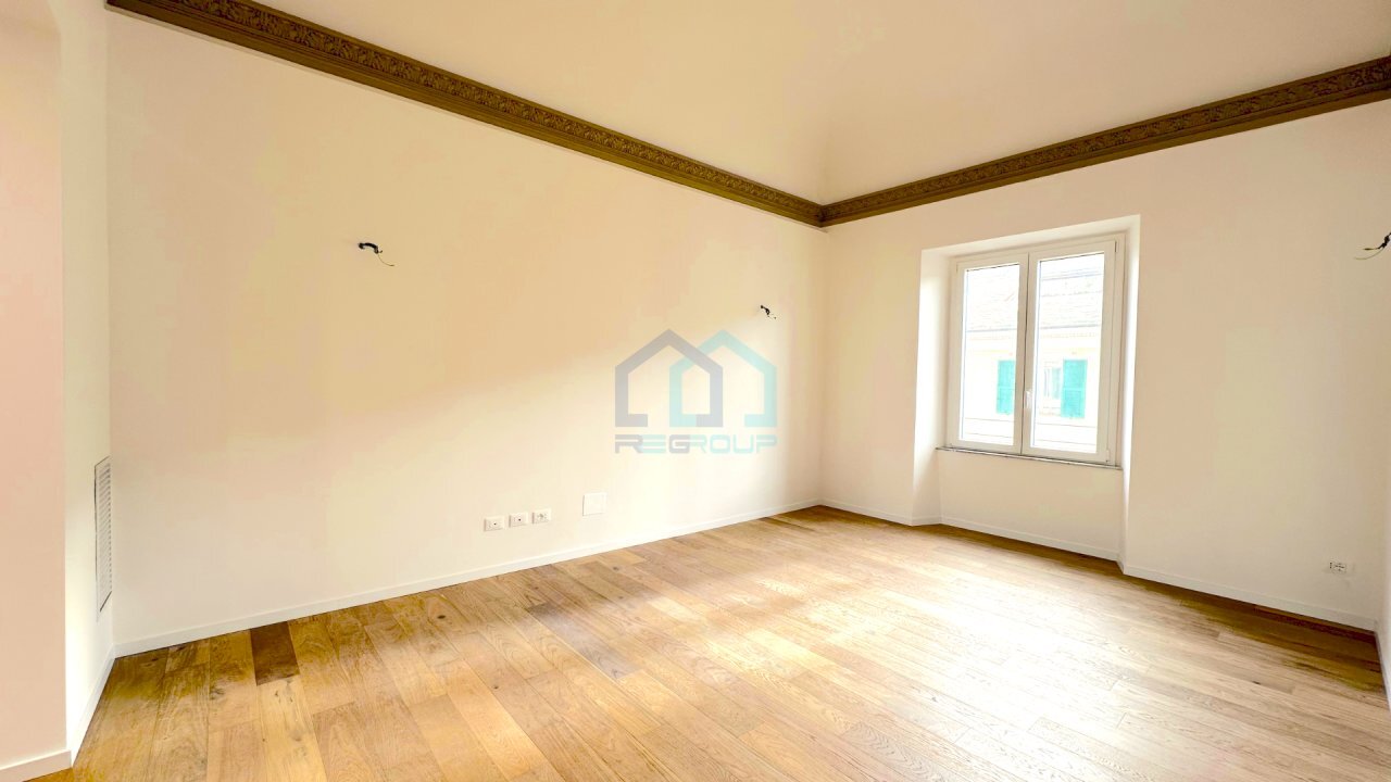 soggiorno - Appartamento Via Pietro Paleocapa 14, Savona - foto 1