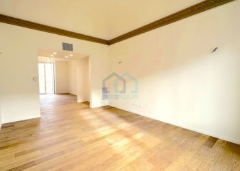 soggiorno - Appartamento Via Pietro Paleocapa 14, Savona - foto 4