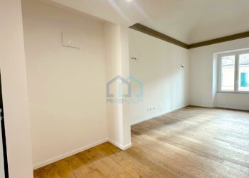 soggiorno - Appartamento Via Pietro Paleocapa 14, Savona - foto 7