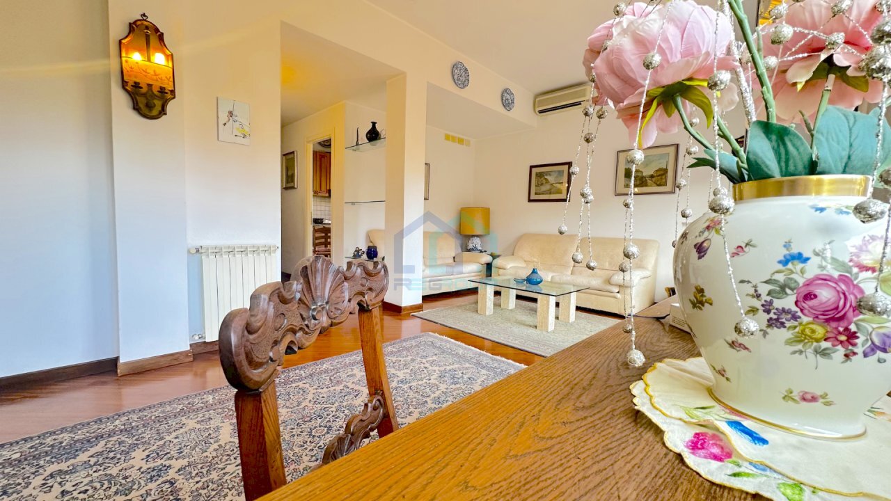 soggiorno - Appartamento piazzale piemonte  9, Albissola Marina - foto 1