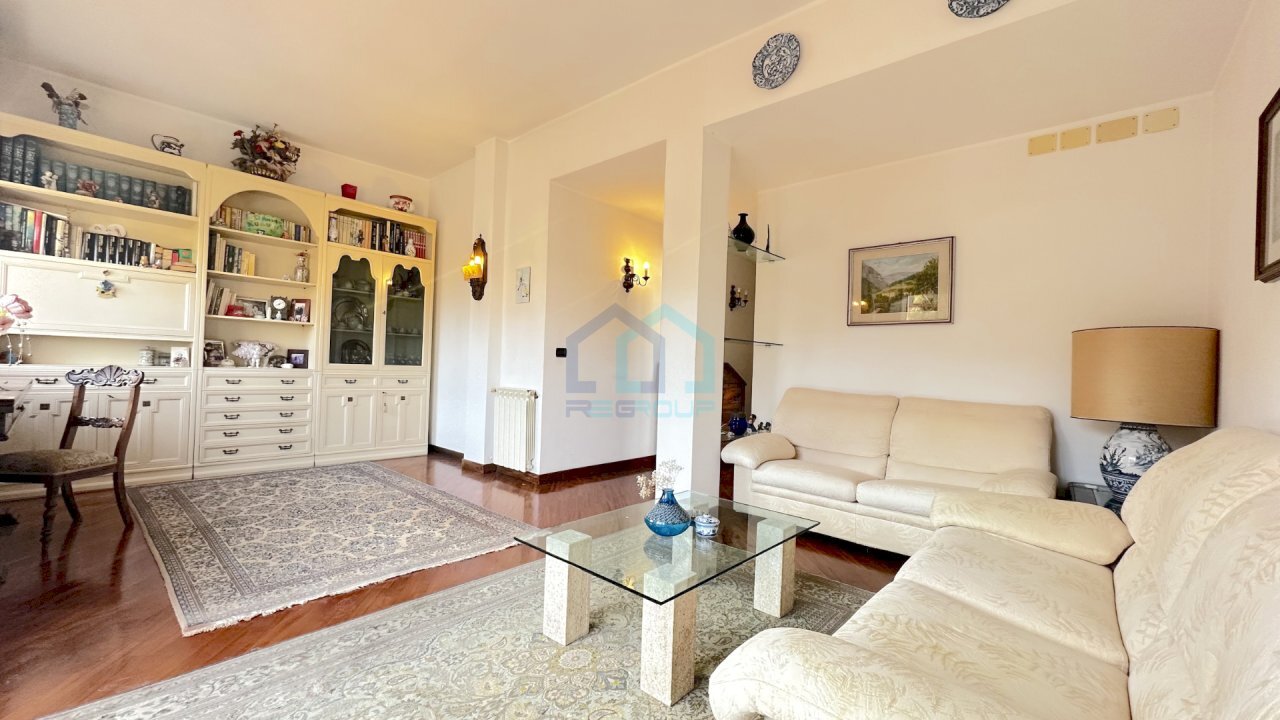 soggiorno - Appartamento piazzale piemonte  9, Albissola Marina - foto 3