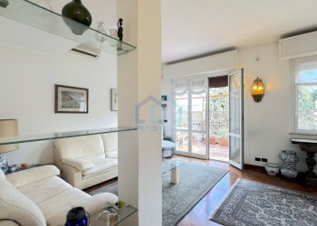 soggiorno - Appartamento piazzale piemonte  9, Albissola Marina - foto 2