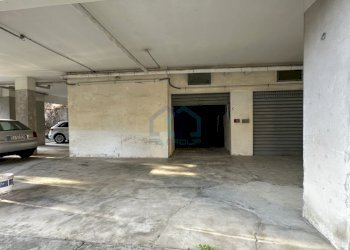 entrata box - Appartamento piazzale piemonte  9, Albissola Marina - foto 18