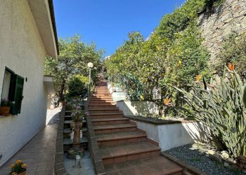 SCALINATA - Villa Via Poggio dell'Orizzonte 65, Albissola Marina - foto 8