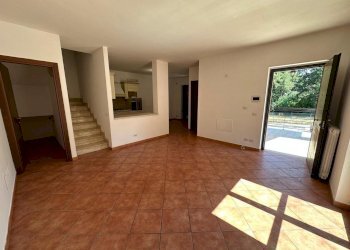 8.jpg - Terraced Villa via tacito  88, Guidonia Montecelio - photo 6