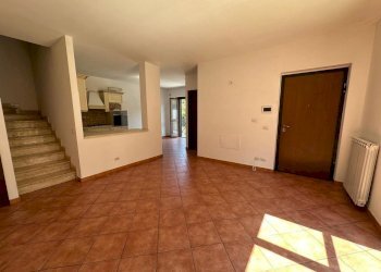 17.jpg - Terraced Villa via tacito  88, Guidonia Montecelio - photo 18