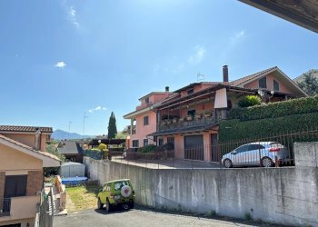 014e2810-a57c-4816-ba52-196372d49137.jpg - Villa Via GuidoReni, Guidonia Montecelio - foto 7