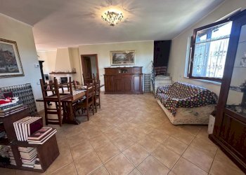 588855b2-2655-4995-a3ca-45fbd17932c9.jpg - Villa Via GuidoReni, Guidonia Montecelio - foto 28