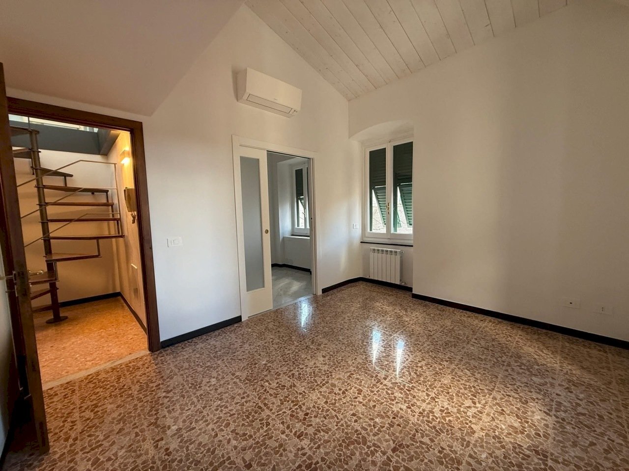 IMG_5086.JPG - Office Chiavari - photo 3