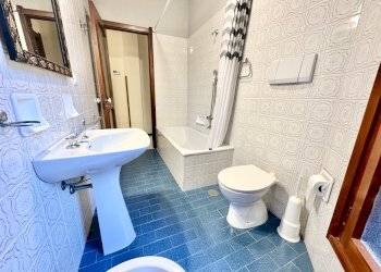 15-IMG_4012.JPG.jpg - Quadrilocale Via Aurelia 1220, Lavagna - foto 11