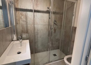 PHOTO-2025-09-17-16-20-111.jpg - Bilocale Via Maggio, Firenze - foto 4