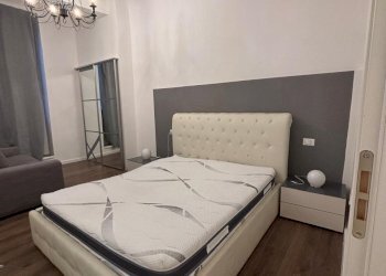 PHOTO-2025-09-17-16-20-1144.jpg - Bilocale Via Maggio, Firenze - foto 5