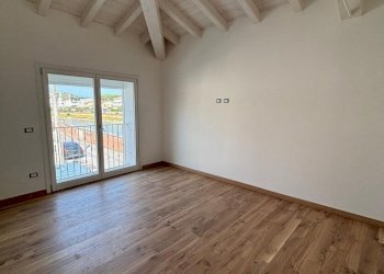 PHOTO-2025-08-27-10-37-248.jpg - Appartamento Via Mazzini, Camaiore - foto 10