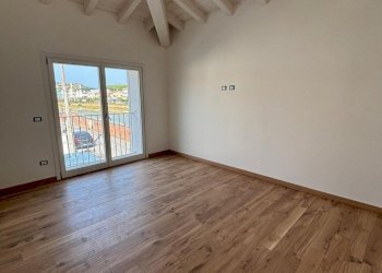 PHOTO-2025-08-27-10-37-2400.jpg - Appartamento Via Mazzini, Camaiore - foto 16