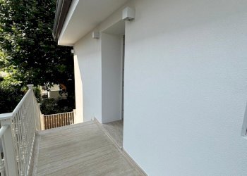 PHOTO-2025-08-27-10-37-2455.jpg - Appartamento Via Mazzini, Camaiore - foto 20