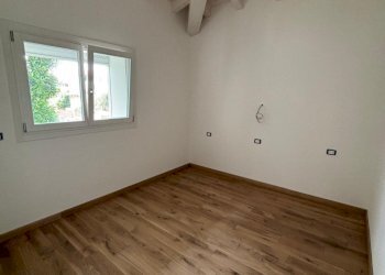 PHOTO-2025-08-27-10-37-24112.jpg - Appartamento Via Mazzini, Camaiore - foto 26